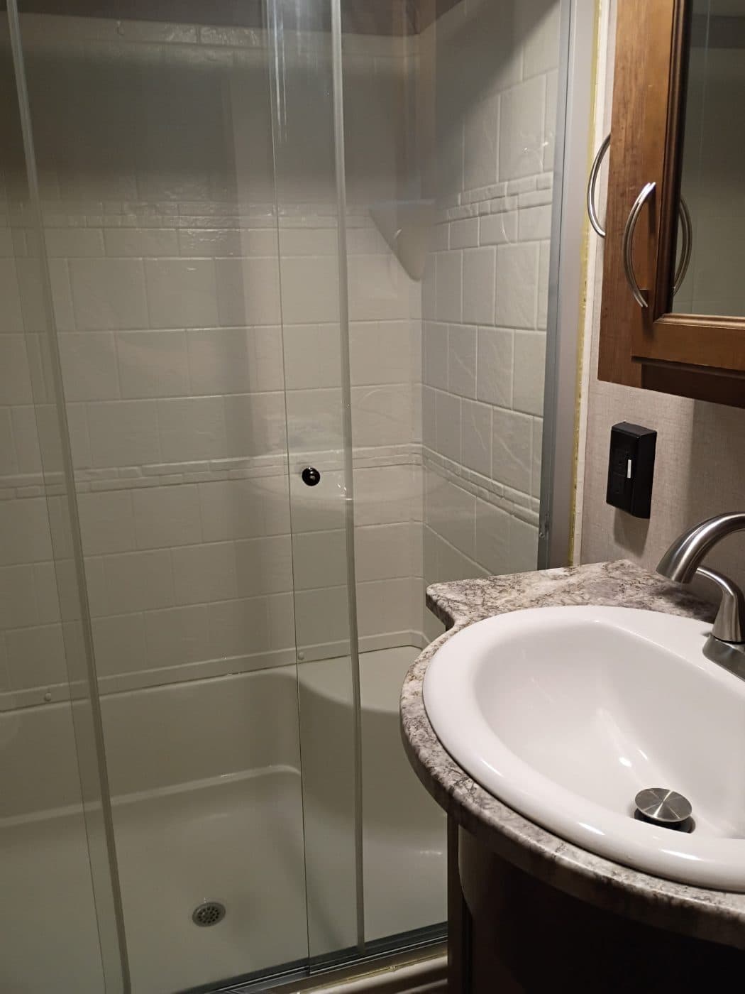 2018 Coachmen Chaparral 360 IBL photo 7